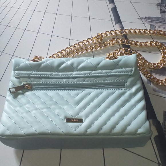 ALDO Baby Blue Chevron Quilted Bag - Picture 4 of 6